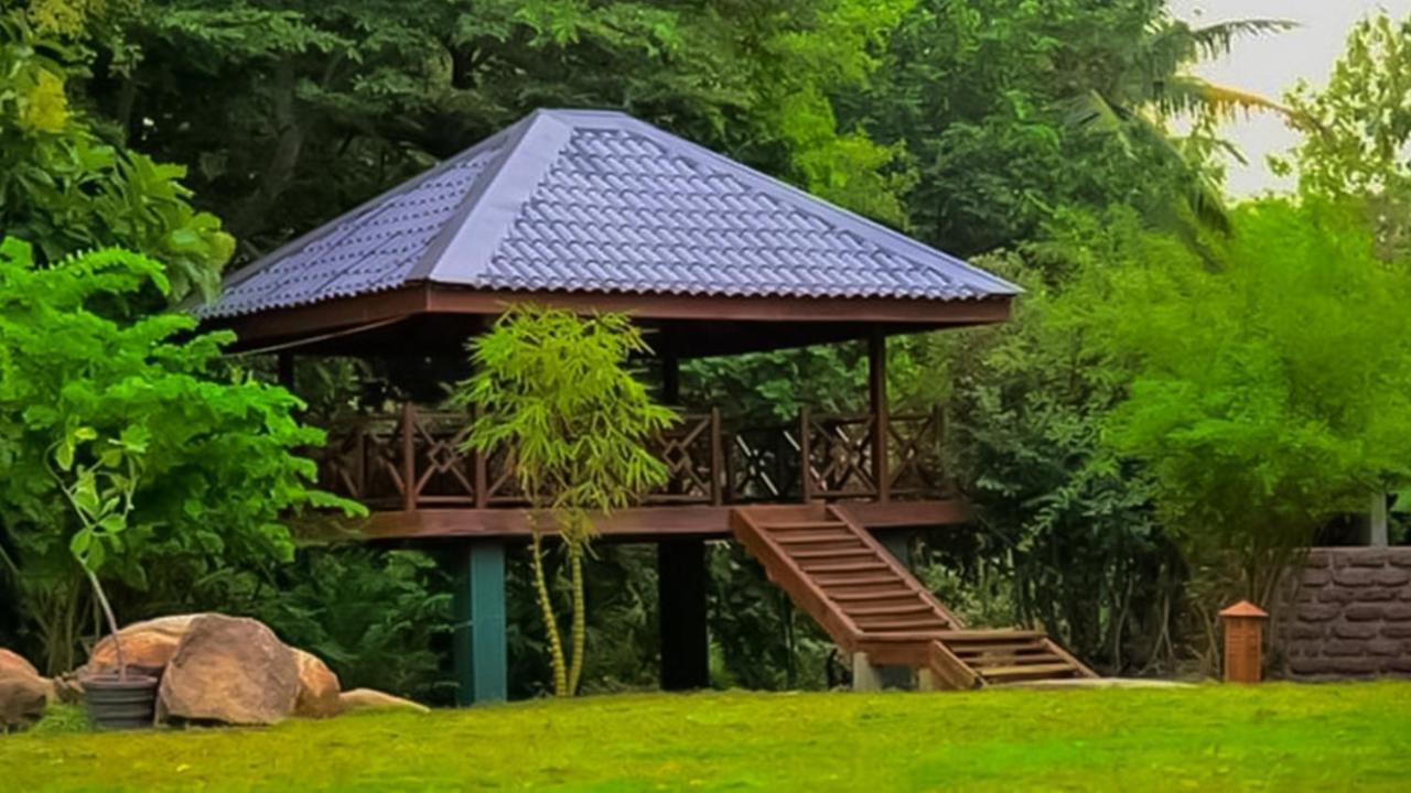 Silver Crown Nature Resort Kombichankulama Exteriér fotografie